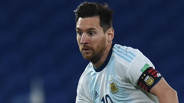 Argentina visita a la selección de Bolivia en la altura de La Paz