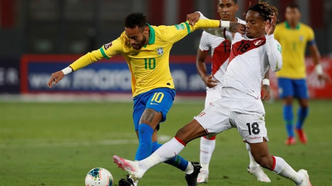 [Videos] Polémicas en Lima: Los cobros de Julio Bascuñan y el VAR en el Perú-Brasil