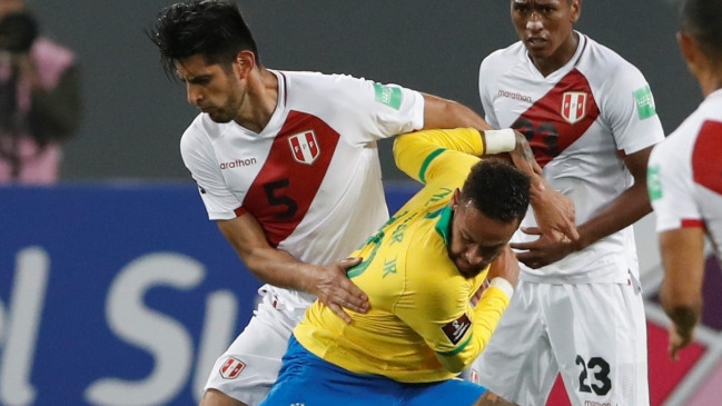 Carlos Zambrano cargó contra Julio Bascuñán: Brasil no necesita ayuda de nadie