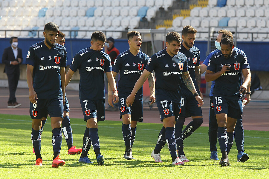 Cristián Mora: La U no tiene alternativas por las bandas en ataque, eso le está pasando la cuenta