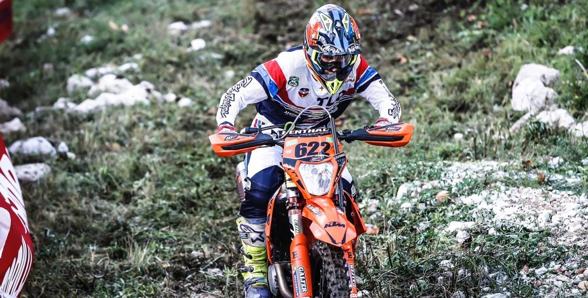 Matteo de Gavardo está con la ambición de llegar al podio en el Nacional de Enduro en España