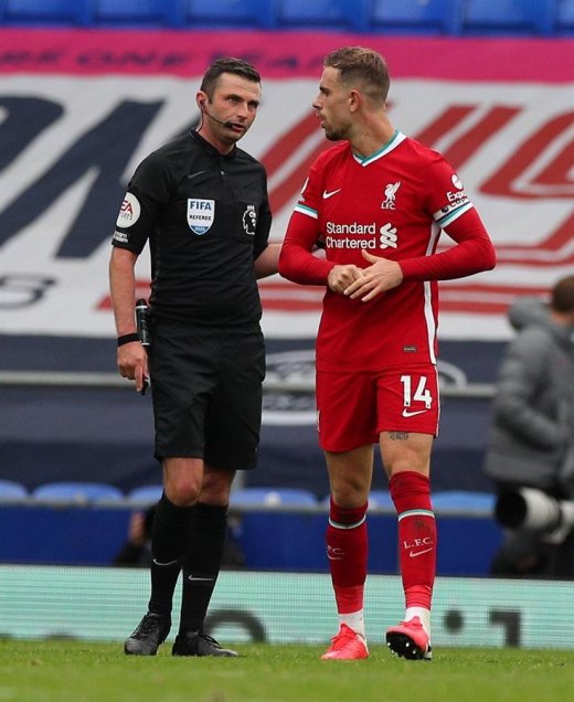 Everton sigue como líder exclusivo de la Premier tras igualar con Liverpool en Goodison Park