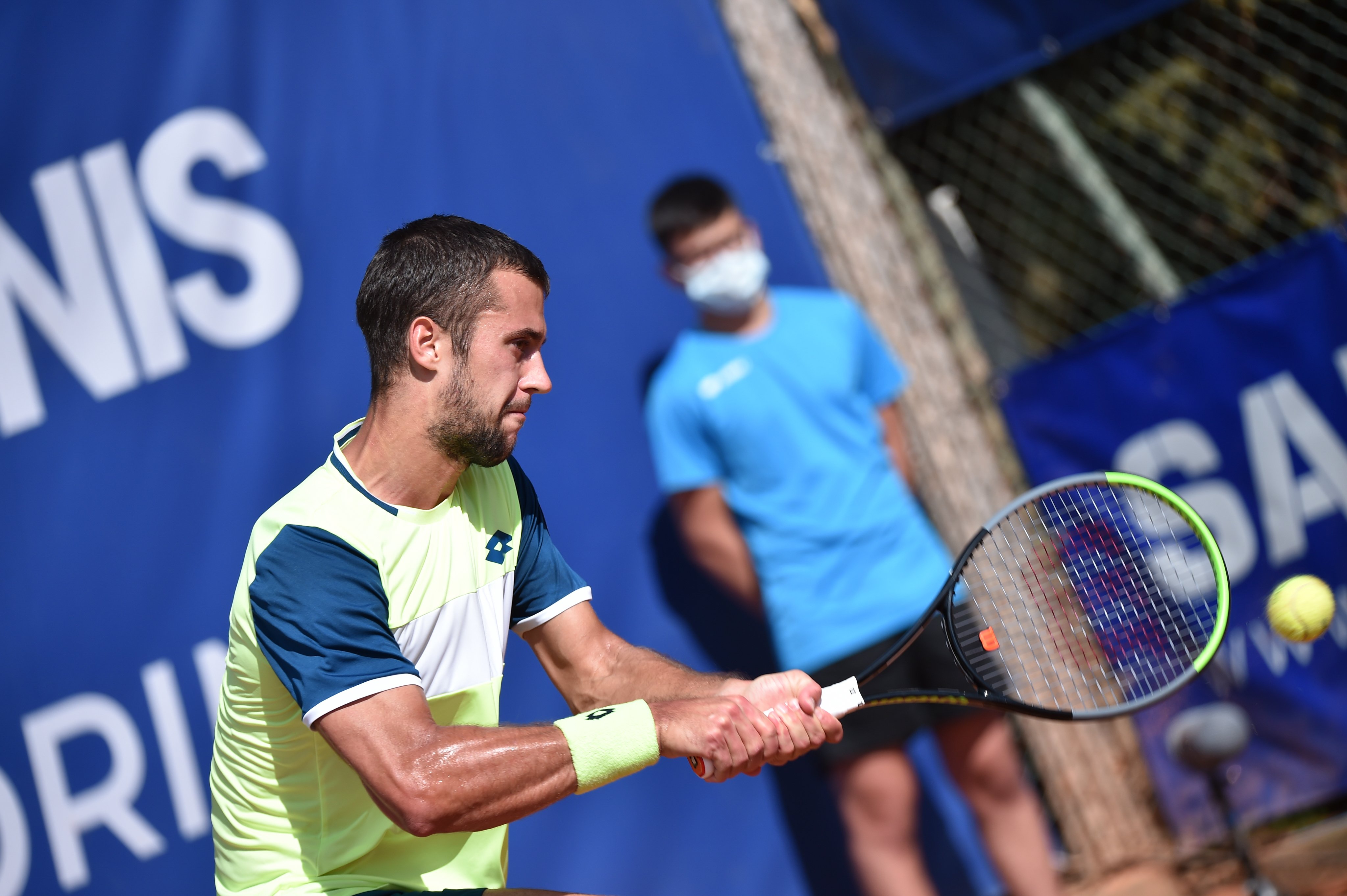 Laslo Djere derrotó a Marco Cecchinato y ganó el título en el ATP de Cerdeña