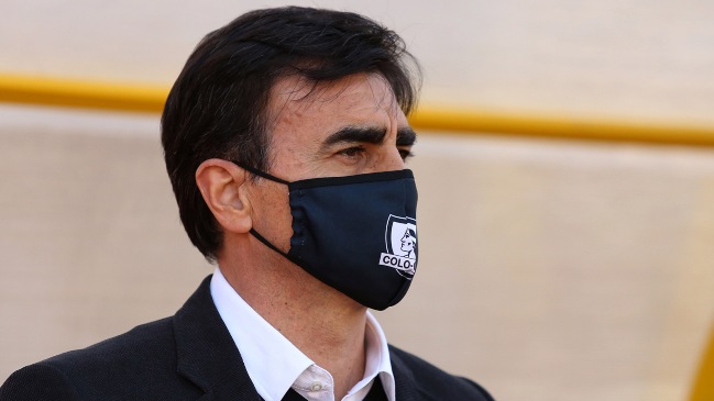 DT de Colo Colo: “Espero que los chilenos puedan conseguir lo que quiere el pueblo”