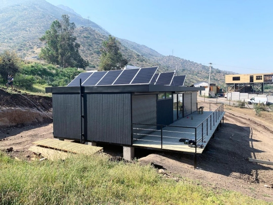 Matías Rubio presentó su casa sustentable en La Reina: Es para tratar de mejorar el mundo