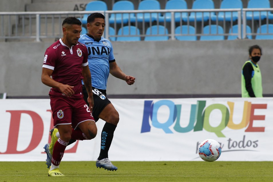 La Serena cayó ante Iquique en el estreno de Miguel Ponce y sigue colista