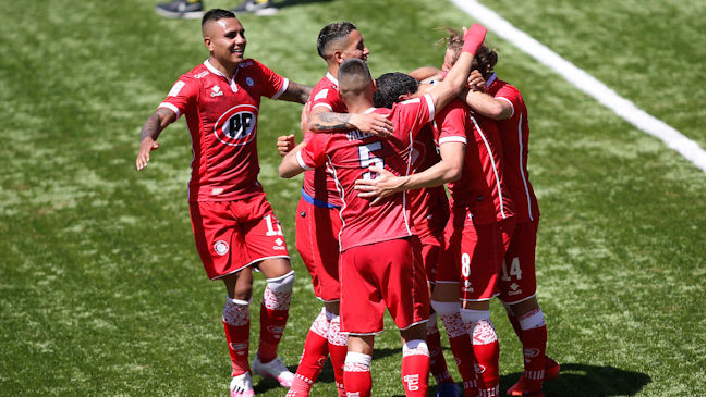 Unión La Calera impuso sus términos sobre Huachipato y se afianzó como líder