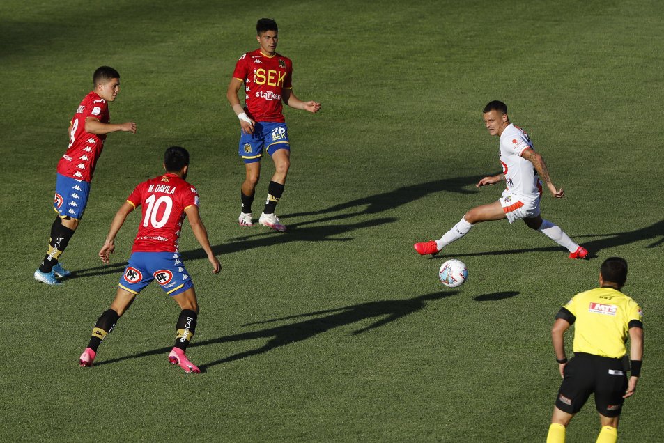 La valiosa victoria de Unión Española ante Cobresal para seguir en la pelea