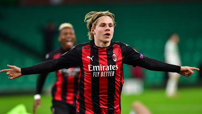 Jens Hauge sentenció el triunfo de AC Milan sobre Celtic en Europa League