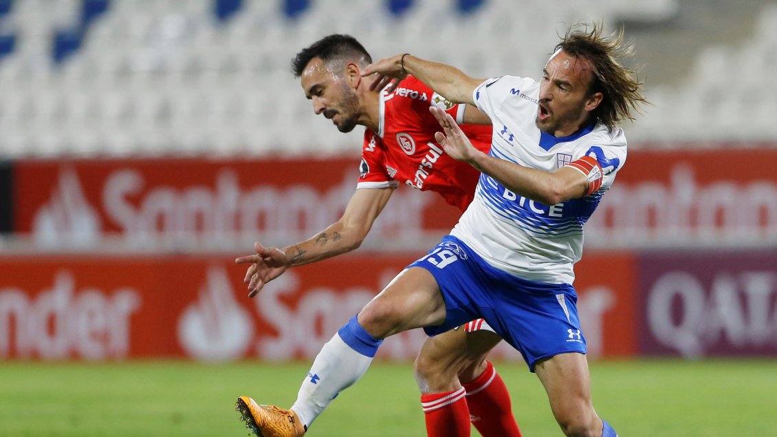U. Católica dio batalla ante Inter en San Carlos y con épica celebró su clasificación a la Sudamericana