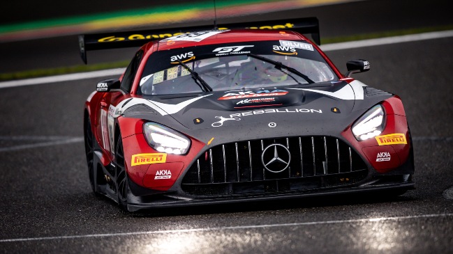 Benjamín Hites debutará este sábado a en las 24 Horas de Spa en Bélgica