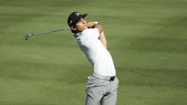 Joaquín Niemann mejoró lo realizado en su debut en The Zozo Championship y superó el corte