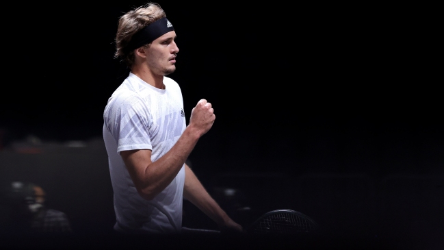 Alexander Zverev arrolló al argentino Diego Schwartzman y ganó el título en Colonia