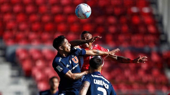 Camilo Moya se sumó a los festejos en Plaza Italia por triunfo del Apruebo