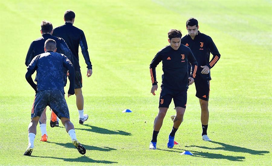 Juventus alista su duelo ante FC Barcelona por Champions