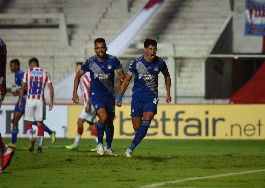 Sudamericana: Emelec cosechó importante ventaja ante Unión Santa Fe en Argentina