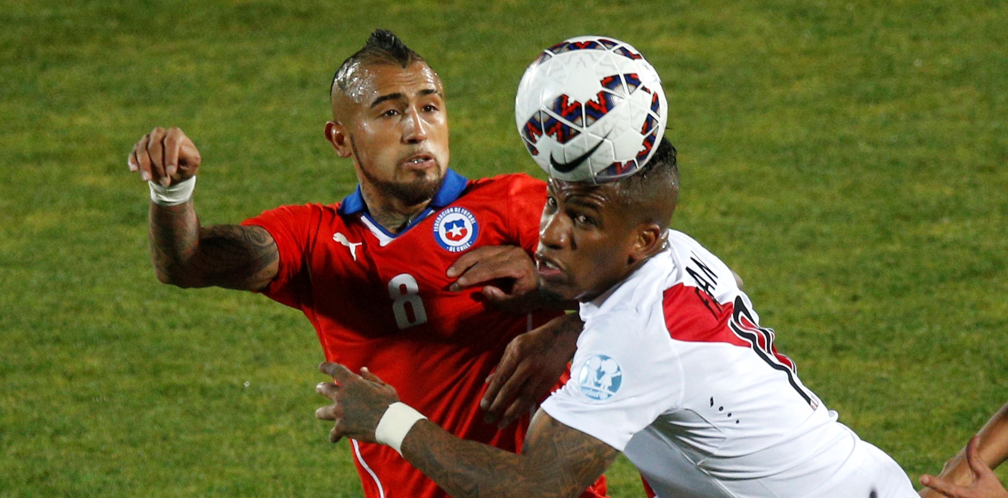 Perú convocó a “italiano” Lapadula y al “suizo” Rhyner para enfrentar a Chile en Clasificatorias