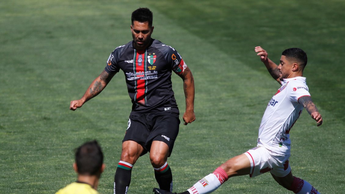 Palestino continuó su irregular senda con un tropiezo ante Curicó en La Granja