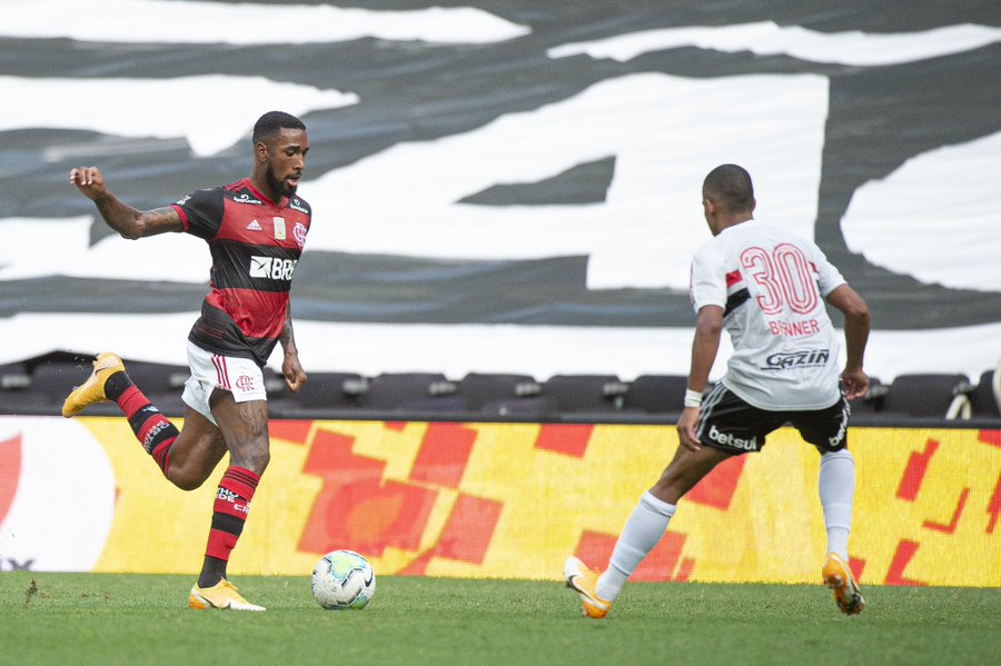 Flamengo de Mauricio Isla fue vapuleado por Sao Paulo y perdió la chance de ser líder en Brasil