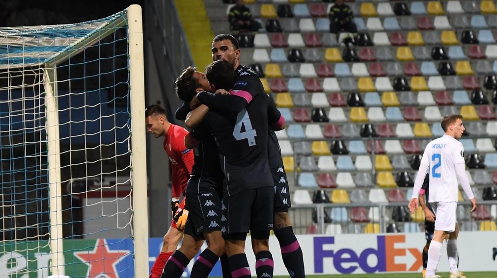 Napoli remontó ante Rijeka en Croacia y quedó líder de su grupo en la Europa League
