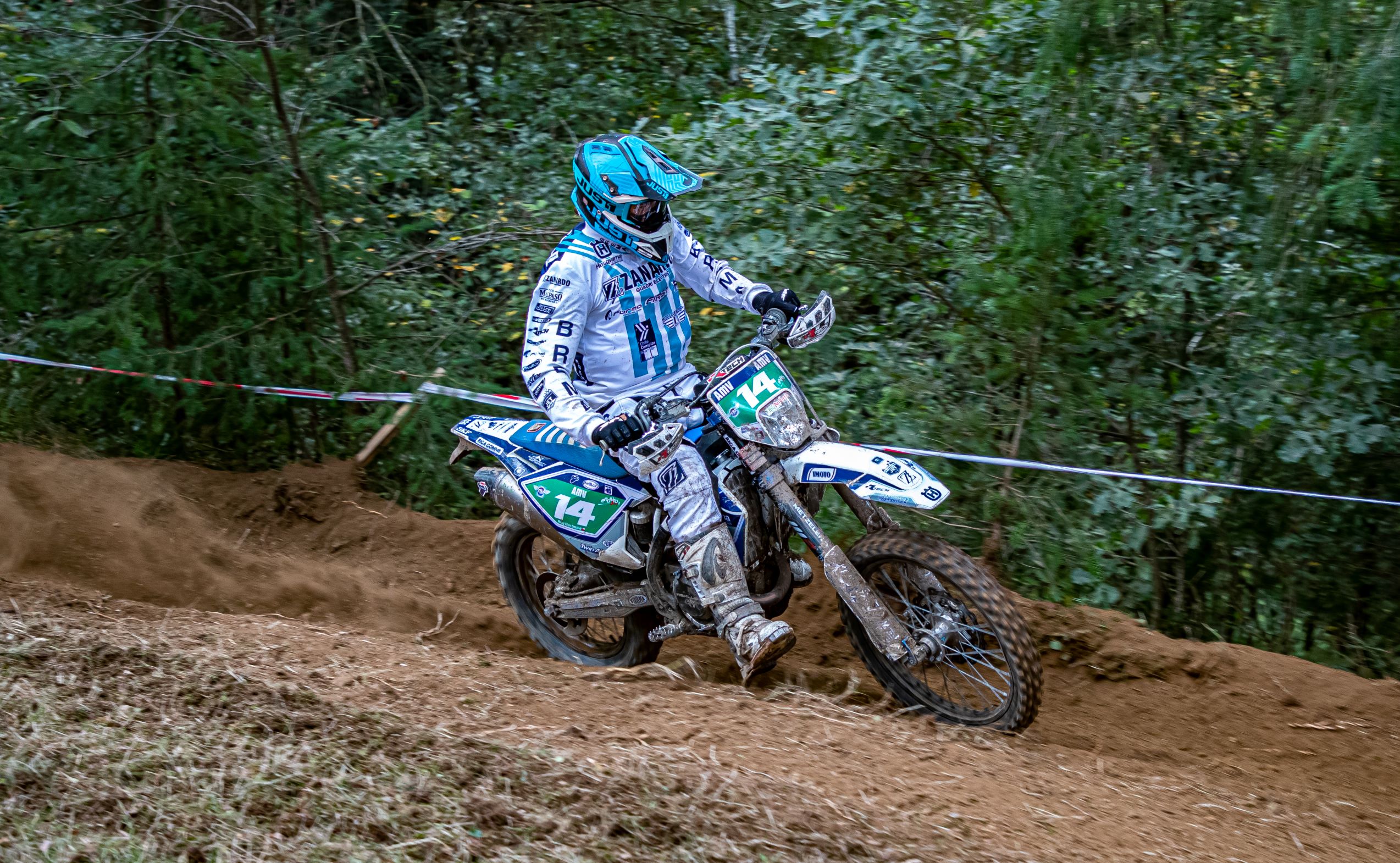 Ruy Barbosa está optimista pese a lesión en Mundial de Moto Enduro en Portugal
