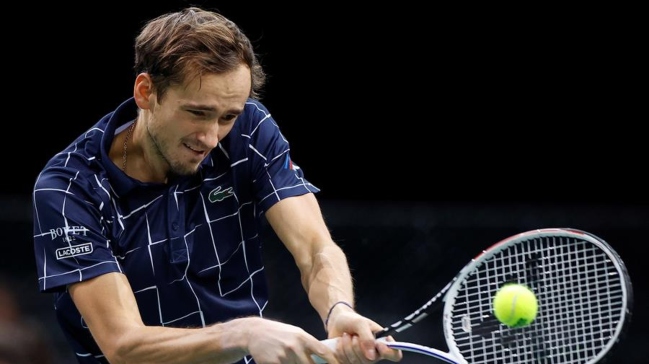 Daniil Medvedev se instaló en la final del Masters 1.000 de París