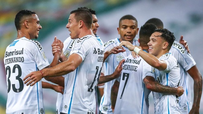 Gremio venció a Fluminense en Brasil a la espera del debut de César Pinares