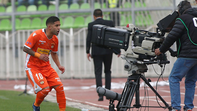 Universidad de Chile se bajó de la disputa por el fichaje de Ignacio Jara