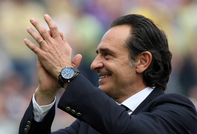 Cesare Prandelli es nuevo técnico de Erick Pulgar en Fiorentina