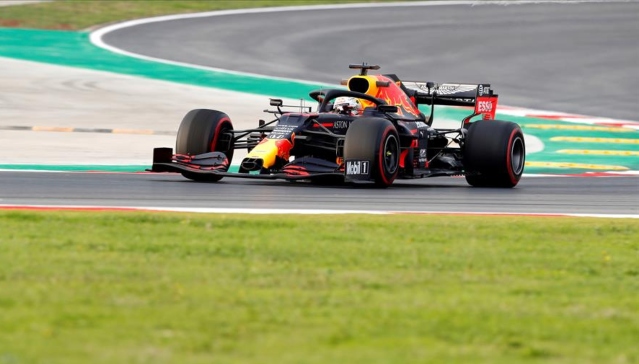 Max Verstappen repitió y fue el más rápido en la segunda práctica libre