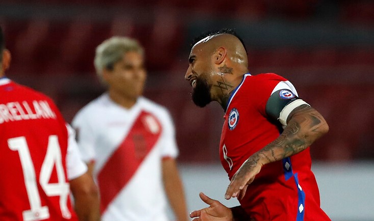 ¡No perdonó! Arturo Vidal repitió y dejó 2-0 el partido ante Perú por Clasificatorias