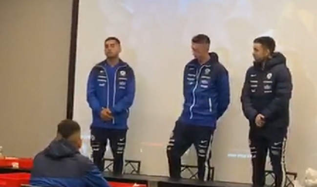 Las caras nuevas de la selección chilena tuvieron su bienvenida en la Roja