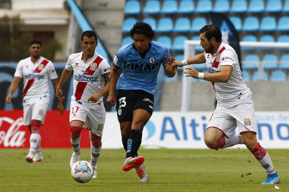 El importante triunfo de Curicó Unido sobre Deportes Iquique en el Tierra de Campeones
