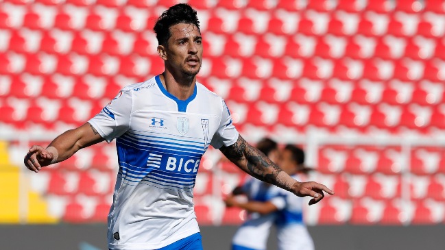 Fernando Zampedri: Me encantaría quedarme en Católica, estoy muy cómodo