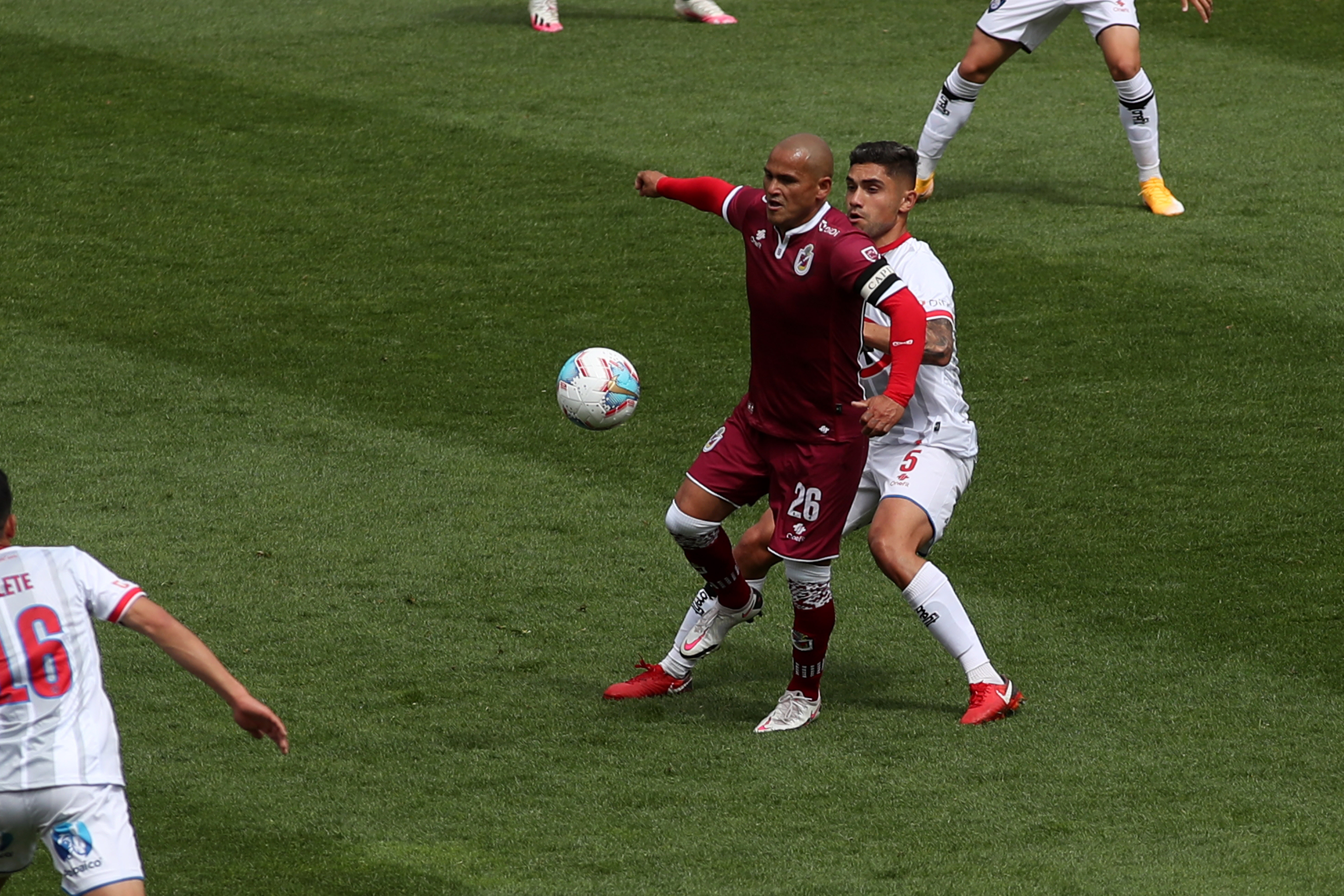 “Son un desastre”: El reclamo de Jaime Valdés por el gol anulado a “Chupete” Suazo ante Huachipato