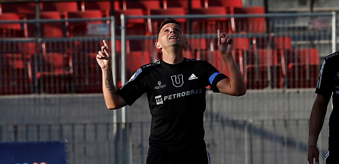 ¡Qué golazo! La U golpeó primero a Santiago Wanderers gracias a Walter Montillo