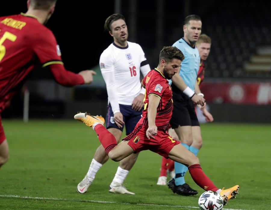 Nations League: Mertens anotó un golazo de tiro libre en la victoria de Bélgica sobre Inglaterra