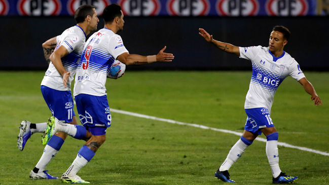 Universidad Católica dio vuelta un trabajado partido ante Cobresal y se sostuvo en la cima