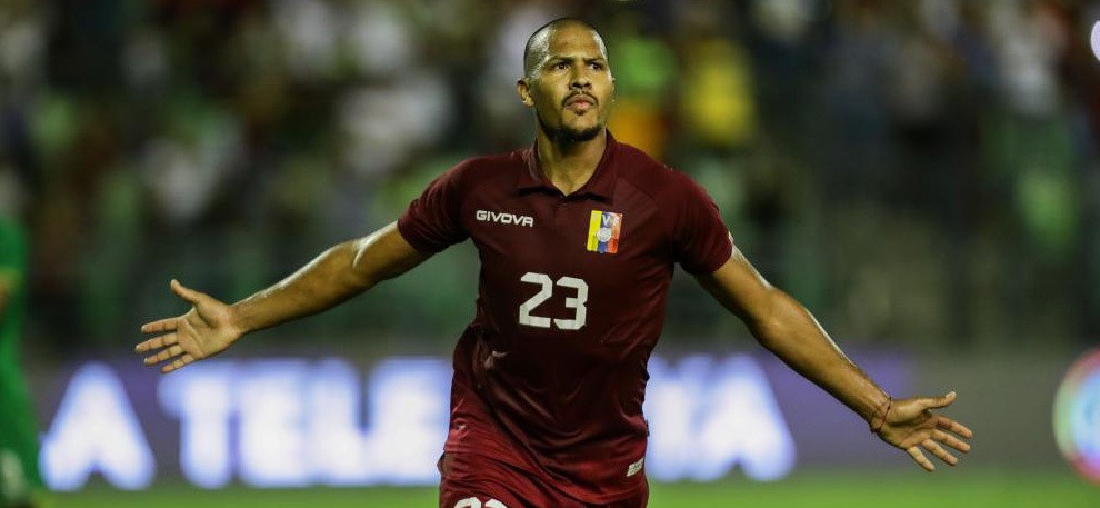 Salomón Rondón quiere hacer respetar la localía y “ganar a toda costa” ante Chile