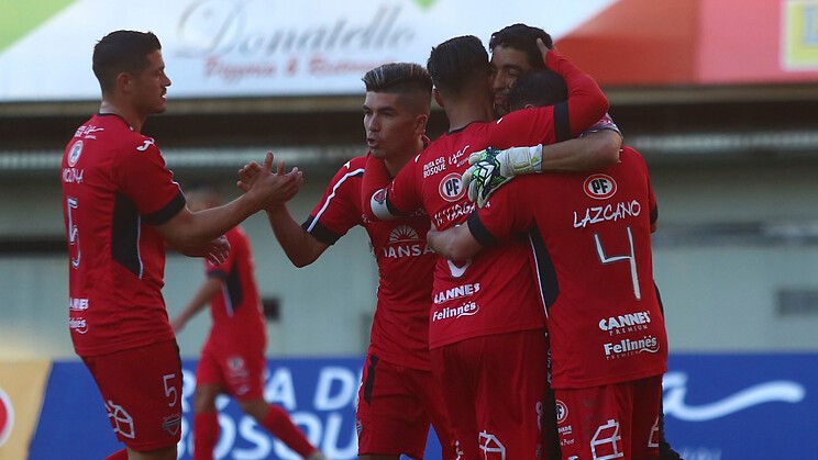 Ñublense derrotó a San Luis y extendió su ventaja en la cima de la Primera B