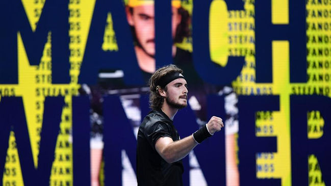 Stefanos Tsitsipas eliminó a Andrey Rublev y jugará ante Nadal sus opciones en Londres
