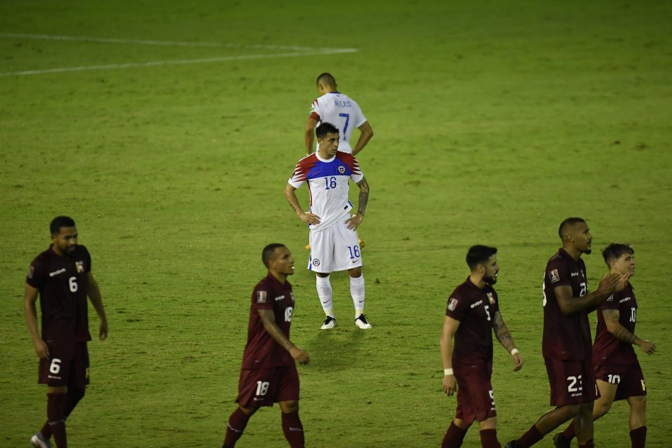 La deslucida actuación de Chile para caer por tercera vez en su historia ante Venezuela