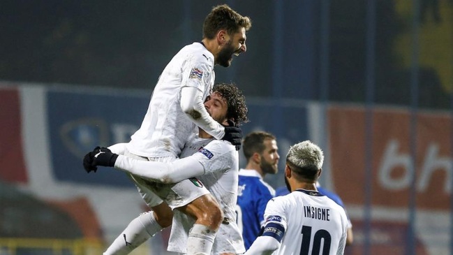 Domenico Berardi aportó con un golazo de volea en el triunfo de Italia ante Bosnia y Herzegovina