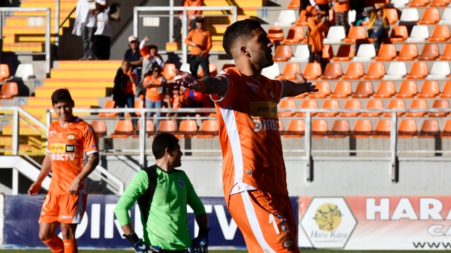 Colo Colo acercó posiciones en su intento por contar con Ignacio Jara