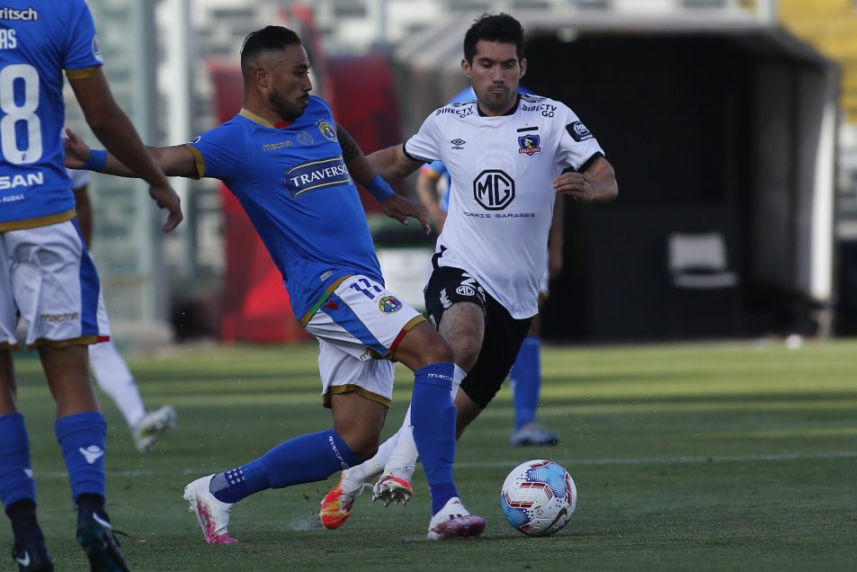 La euforia de Colo Colo en el Monumental tras ganar a última hora a Audax Italiano