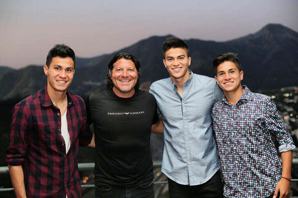 Pablo Galdames felicitó a su hermano Benjamín por su decisión de jugar por México