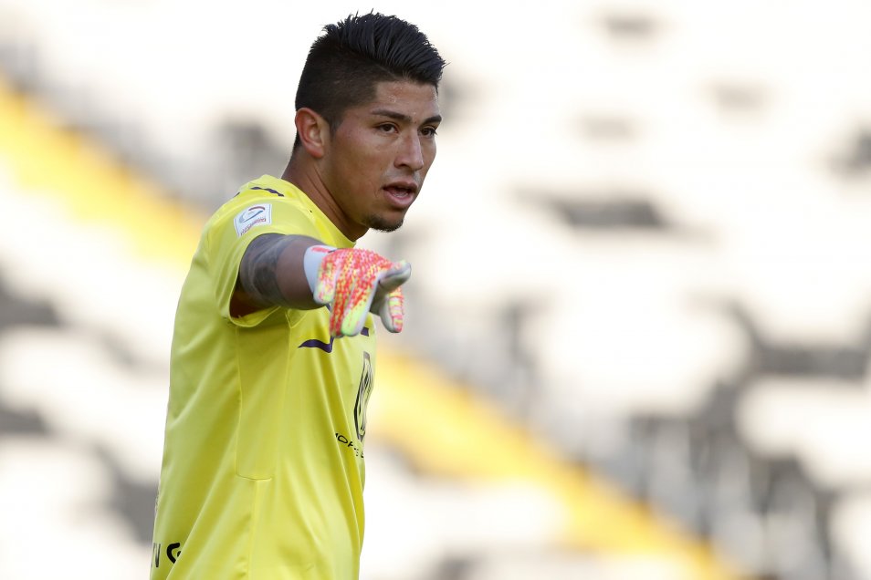 Con Falcón como lateral: La formación que prepara Colo Colo para enfrentar a Curicó Unido