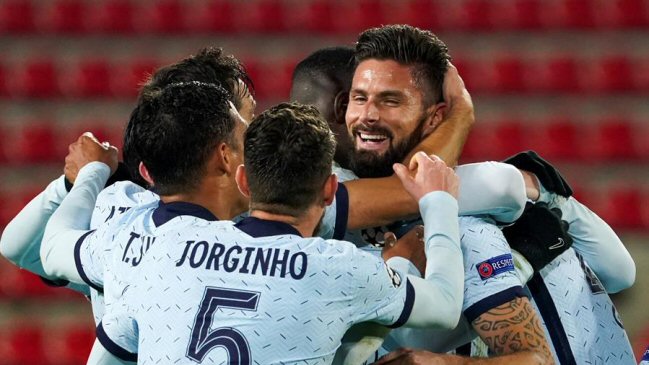 Champions: Chelsea aseguró cupo en octavos con gol agónico de Giroud a Stade Rennes