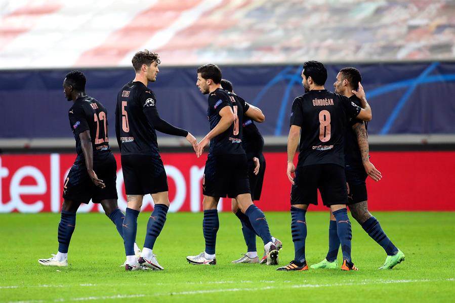 Manchester City venció a Olympiakos y aseguró un cupo en octavos de final de la Champions