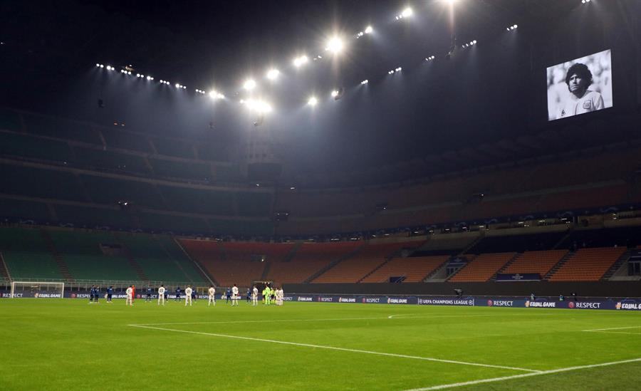 Europa homenajeó a Maradona con un minuto de silencio previo a los duelos de Champions